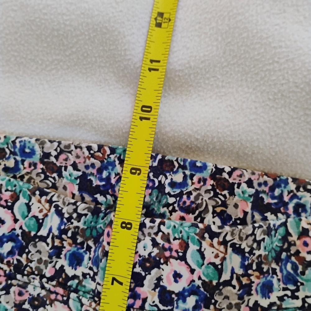 American Eagle Outfitters Floral Cropped  Leggings in Blue, Green & Pink - Picture 8 of 9